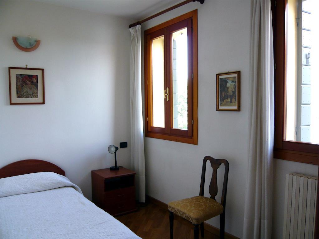 Residenza Serena Mirano Habitación foto